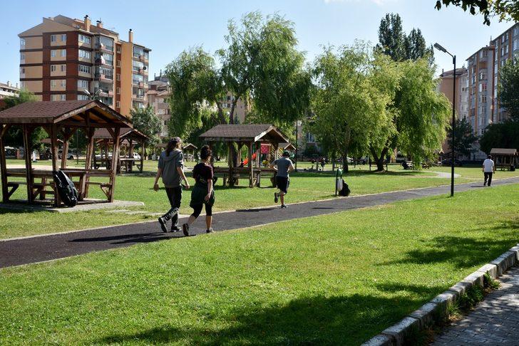 Tepebaşı’ndaki park ve bahçelere araç desteği G4