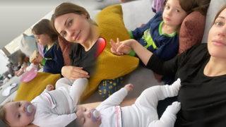 Mervem Uzerli kızlarını paylaştı! Beğeni yağdı 