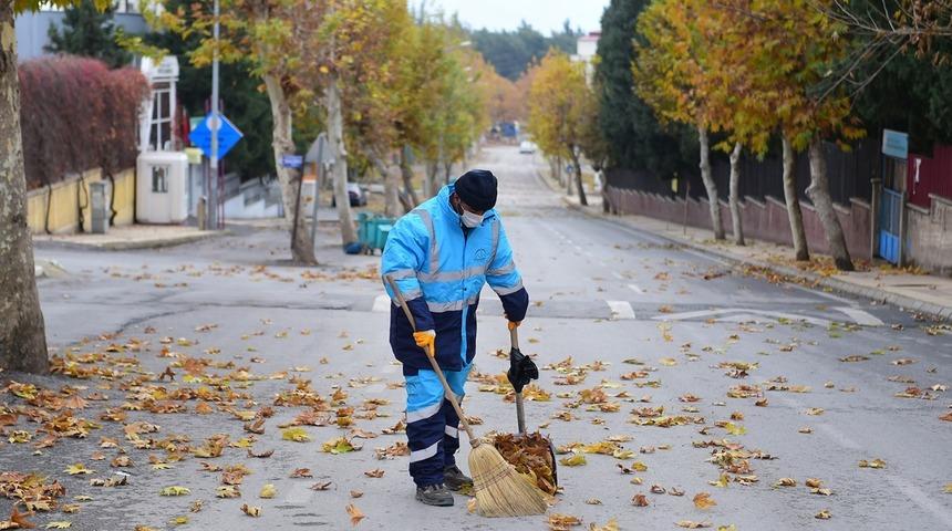 Temizlik iş&ccedil;isinin duyarlılığı takdir topladı