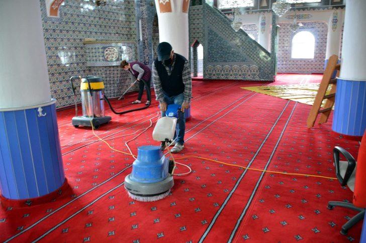 Alaplı Belediyesi, Ramazan ayı öncesinde cami temizliklerine başladı G5