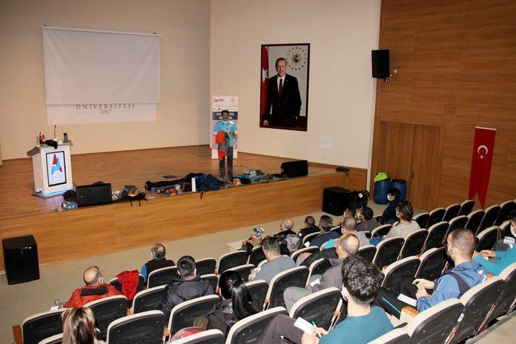 AİÇÜ’de Ağrı Dağı’nda rehberlik yapacaklar için temel dağcılık eğitimi veriliyor G2