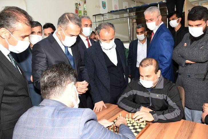 Görme engelliler için sesli kitap kafe açıldı G2