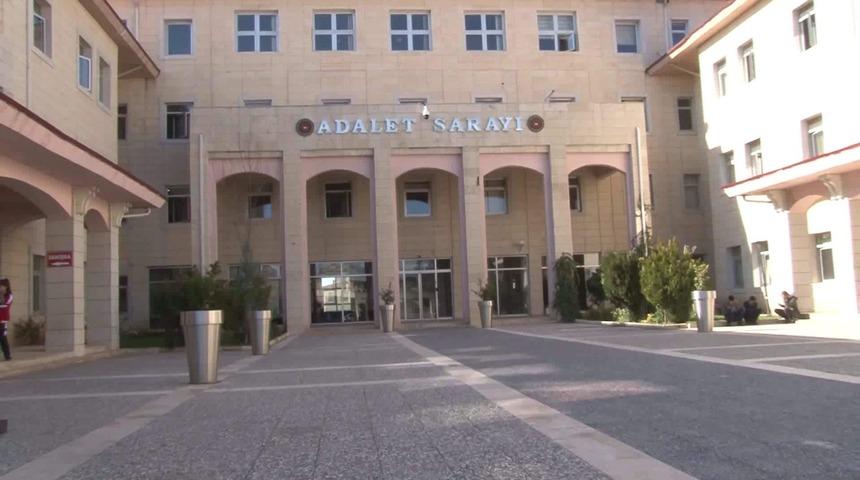 Siirt merkezli 3 ilde ka&ccedil;ak&ccedil;ılık operasyonu: 17 g&ouml;zaltı