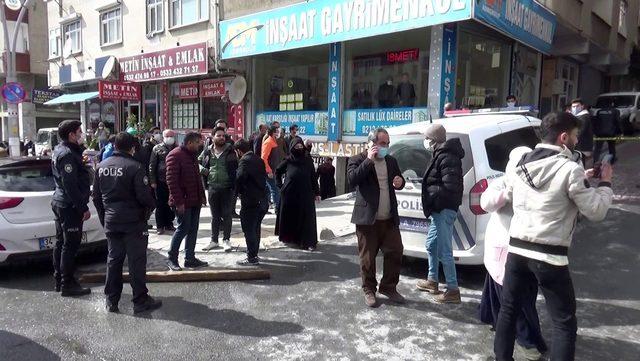 Sultangazi&rsquo;de akrabalar arasında silahlı kavga 3 yaralı 1