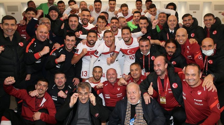 Milli Takım: T&uuml;rkiye'nin 'son altın jenerasyonunu' &ouml;ncekilerden ne farklı kılıyor?