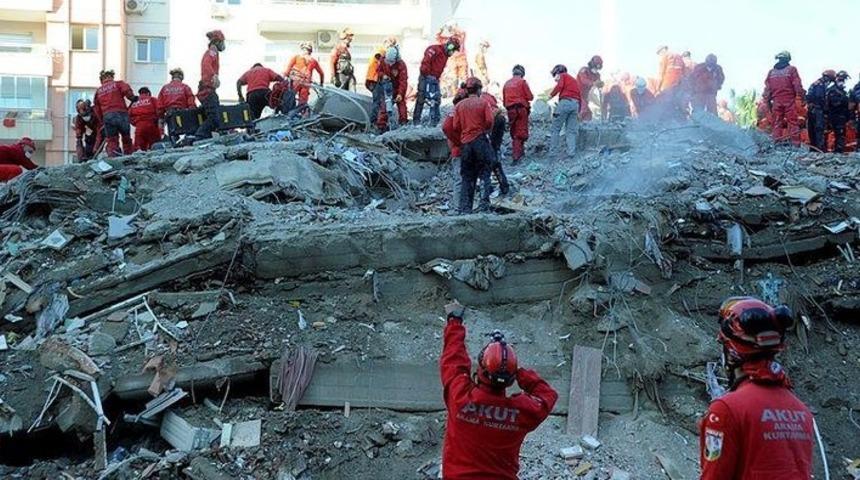 İzmir depreminde 37 kişinin öldüğü apartmanın mimarı tutuklandı