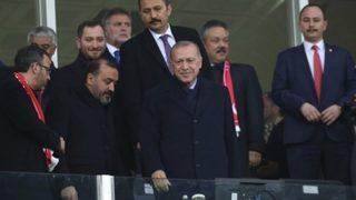 Cumhurbaşkanı Erdoğan, Letonya maçını izlemek için stada geldi
