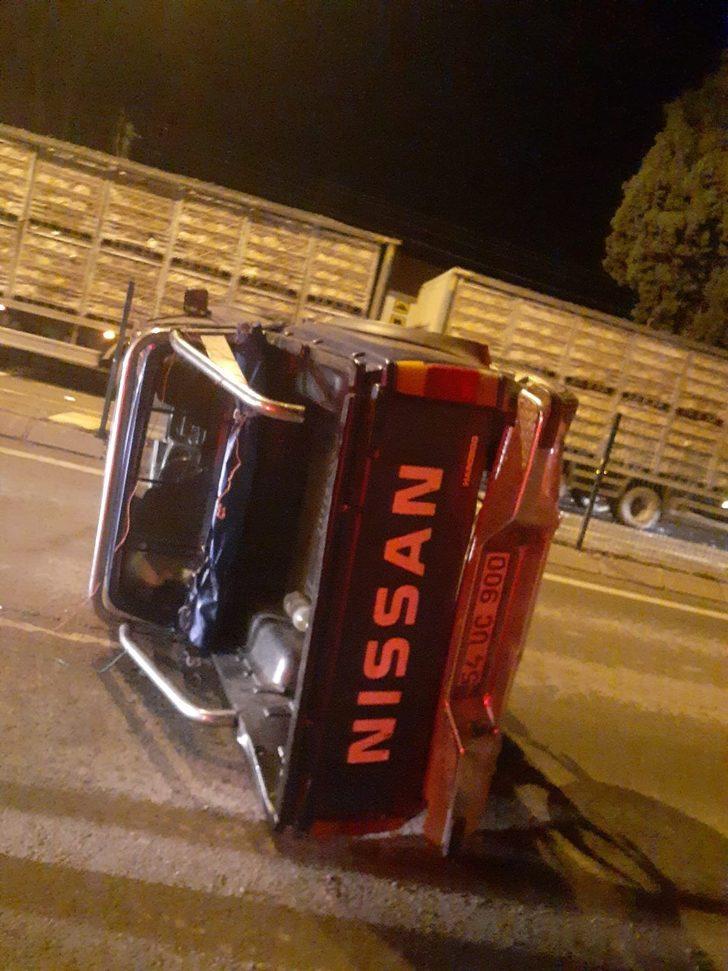 D100’de pikap ile otomobil çarpıştı: 1 hafif yaralı G5