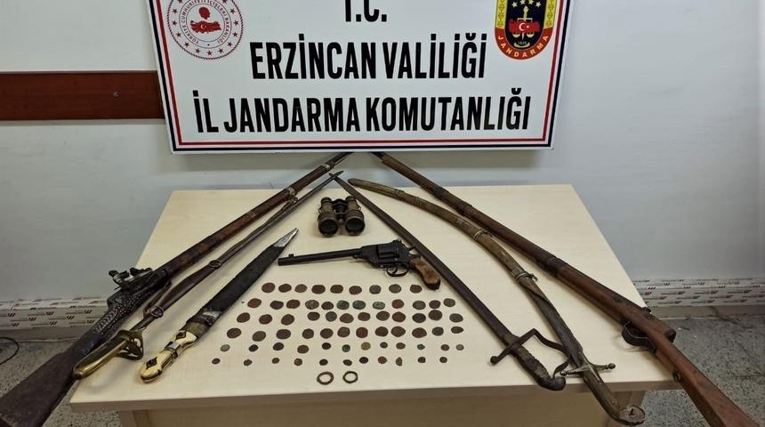 Erzincan&rsquo;da uyuşturucu ve ka&ccedil;ak&ccedil;ılık operasyonu