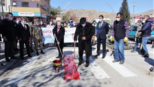 Bayburt’ta yaya geçitlerine ’kırmızı çizgi’ uygulaması