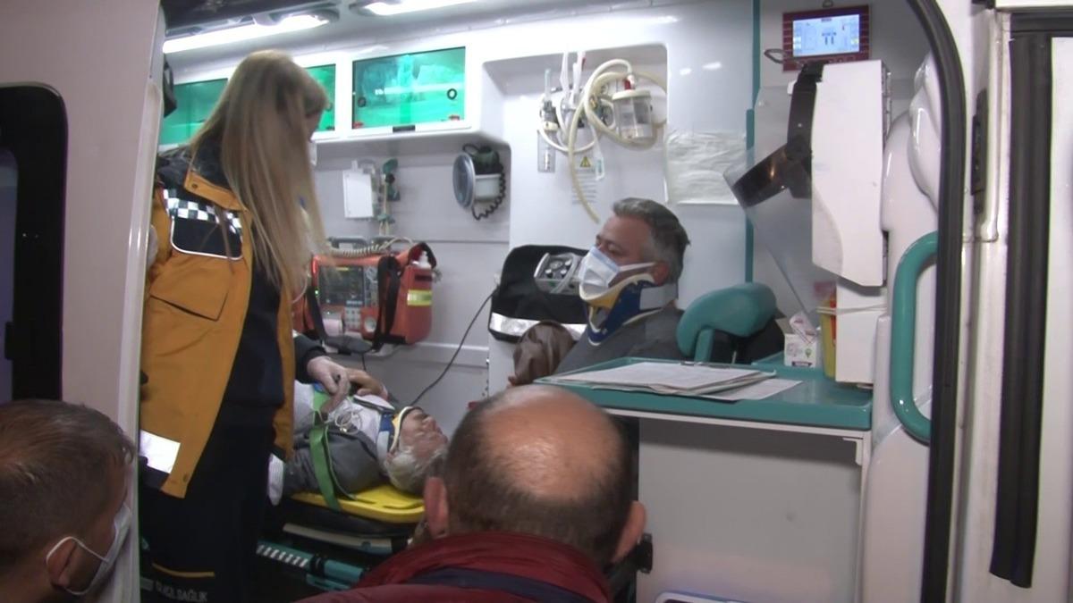 (&Ouml;zel) Kartal&rsquo;da l&uuml;ks cip ile ticari taksi &ccedil;arpıştı: 3 yaralı