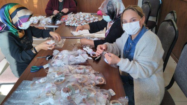 Amigurumi oyuncak yapan kadınlar ABD'ye sipariş hazırlıyor