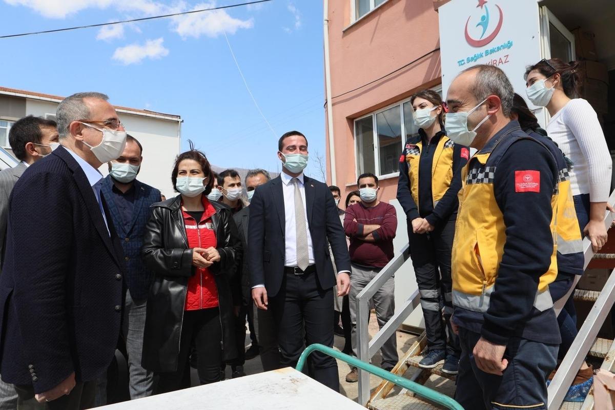 Başkan S&uuml;rekli&rsquo;den K&uuml;&ccedil;&uuml;k Menderes&rsquo;e &ccedil;ıkarma