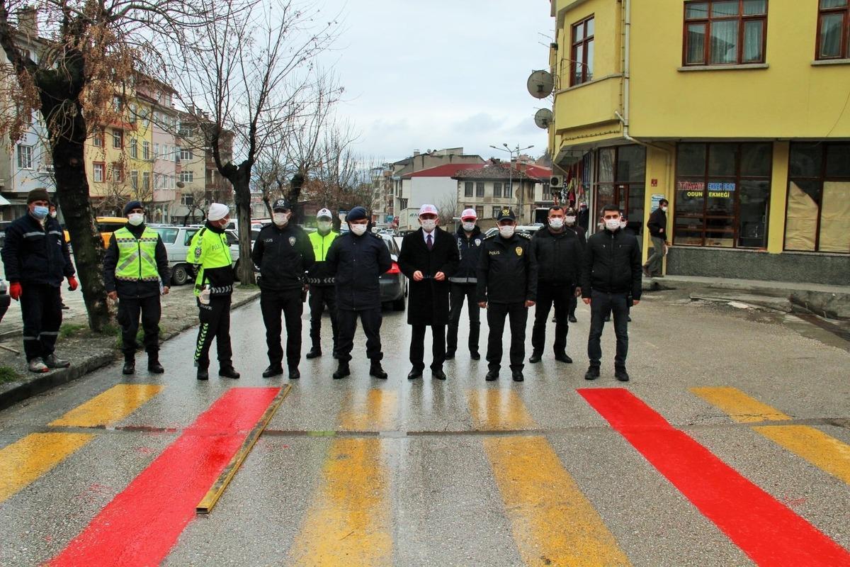 Tosya&rsquo;da okul ge&ccedil;idine kırmızı &ccedil;izgi