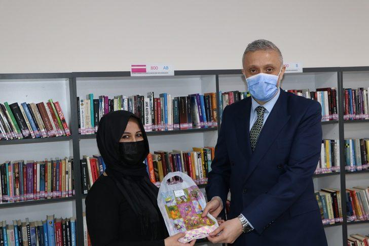 En çok kitap okuyanlara teşvik ödülü G2