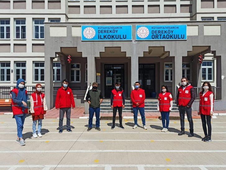 Kızılay’dan köy okulunda sinema etkinliği G3