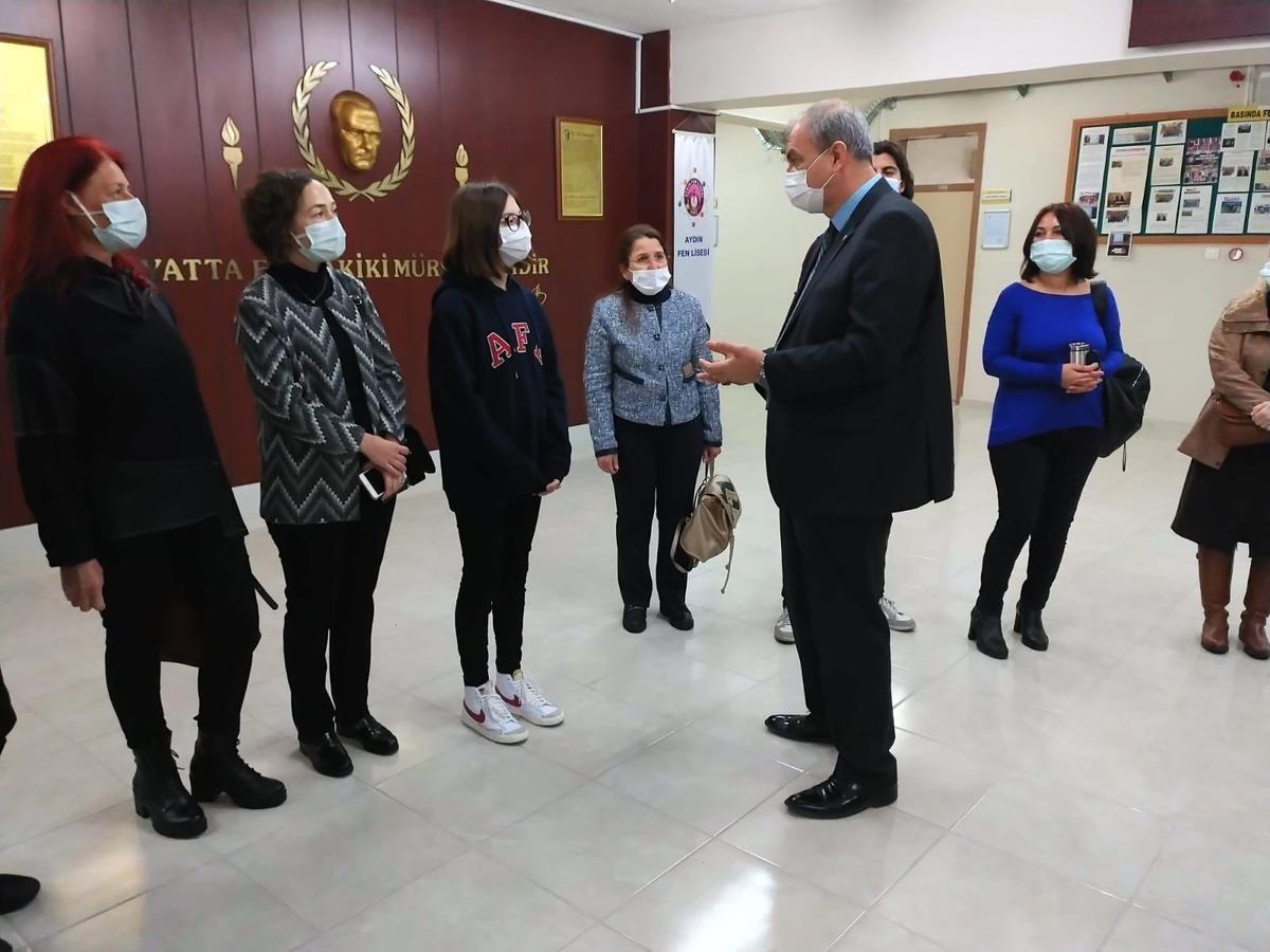 Aydınlı &ouml;ğrencilerin 3 projesi T&uuml;rkiye Finallerine kaldı