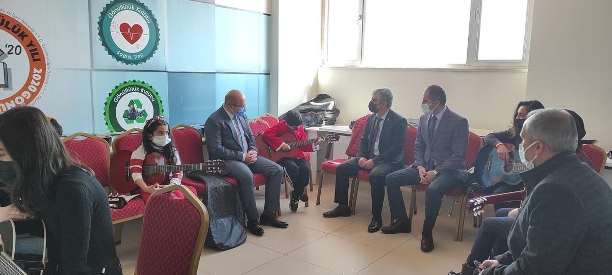 Kaymakam Baskın&rsquo;dan Gen&ccedil;lik Merkezi&rsquo;ne ziyaret