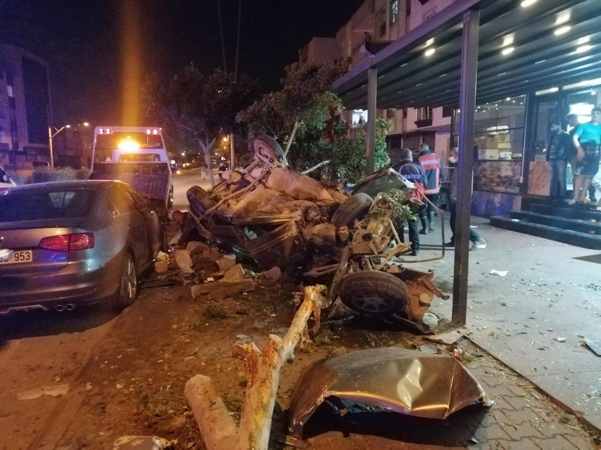 Mersin&rsquo;deki feci kazada baba ve oğlu hayatını kaybetti