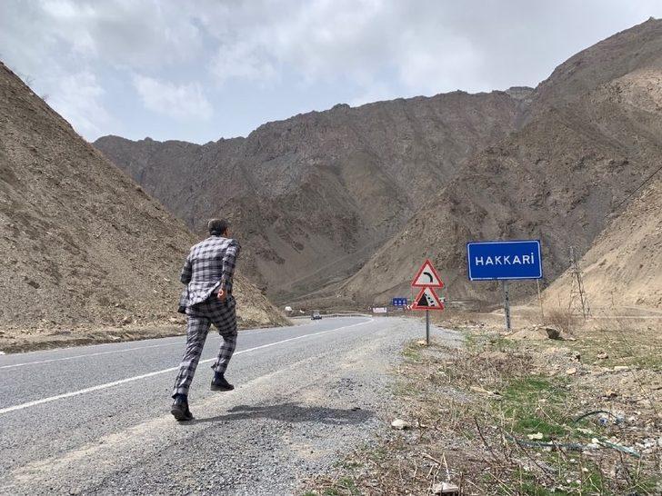 Aydın Aydın yeni klibinde Edirne’den Hakkâri’ye koştu G1