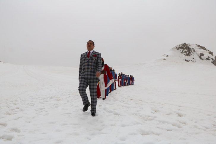 Aydın Aydın yeni klibinde Edirne’den Hakkâri’ye koştu G2