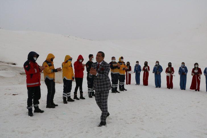 Aydın Aydın yeni klibinde Edirne’den Hakkâri’ye koştu G5