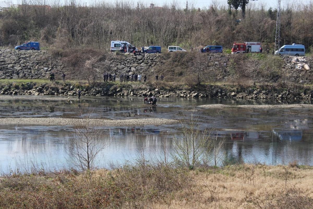 Yeşilırmak&rsquo;ta cesedi bulunan 17 yaşındaki Rabia boğularak hayatını kaybetmiş