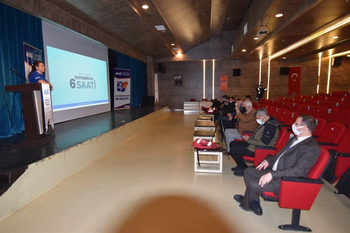 Tekirdağ&rsquo;da 180 bin kişiye afet eğitimi verildi