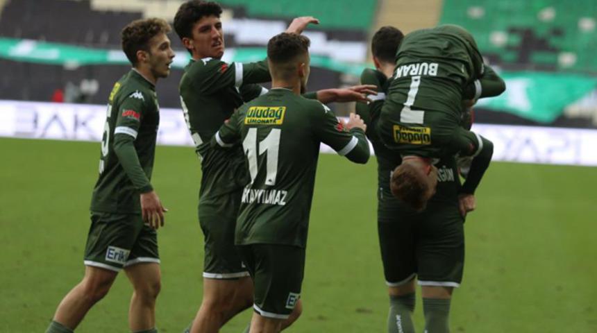 Bursaspor’un attığı 5 şutun 1’i gol oluyor