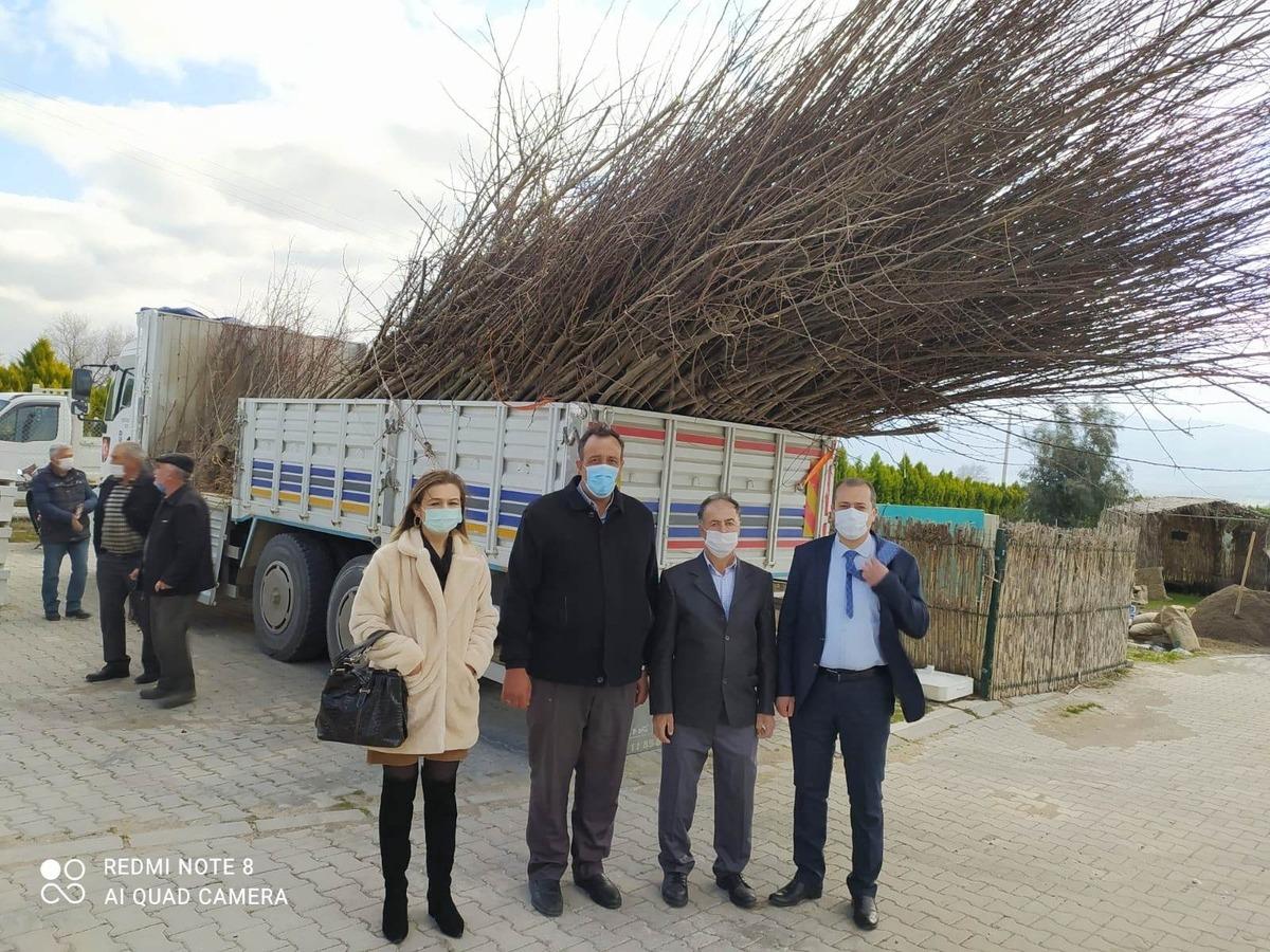 Burhaniye&rsquo;de kadın &ccedil;ift&ccedil;iler organik arıcılık yapacak