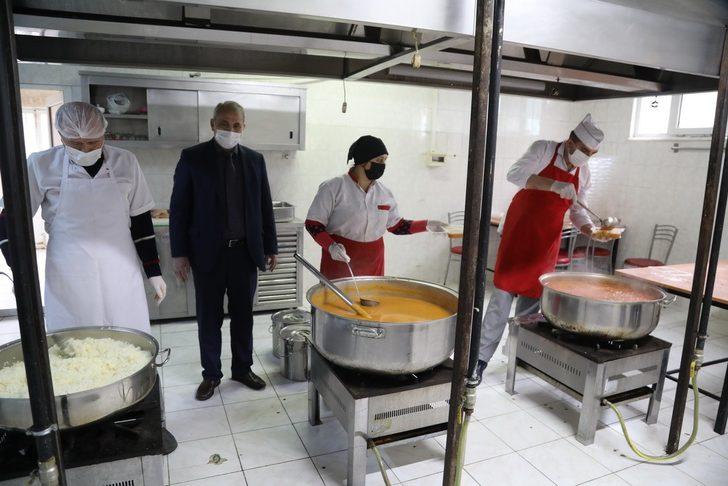 İlkadım’dan her gün 300 aileye sıcak yemek desteği G2