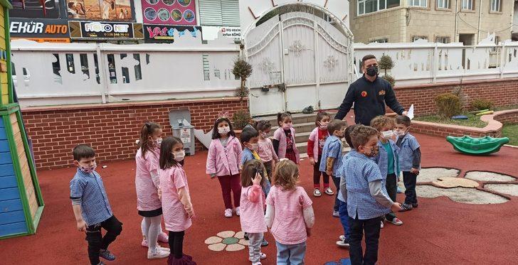 İtfaiye ekiplerinden çocuklara afet eğitimi G2