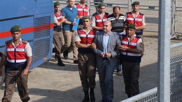 Darbeci amirale Cumhurbaşkanına hakaretten 7 yıl hapis