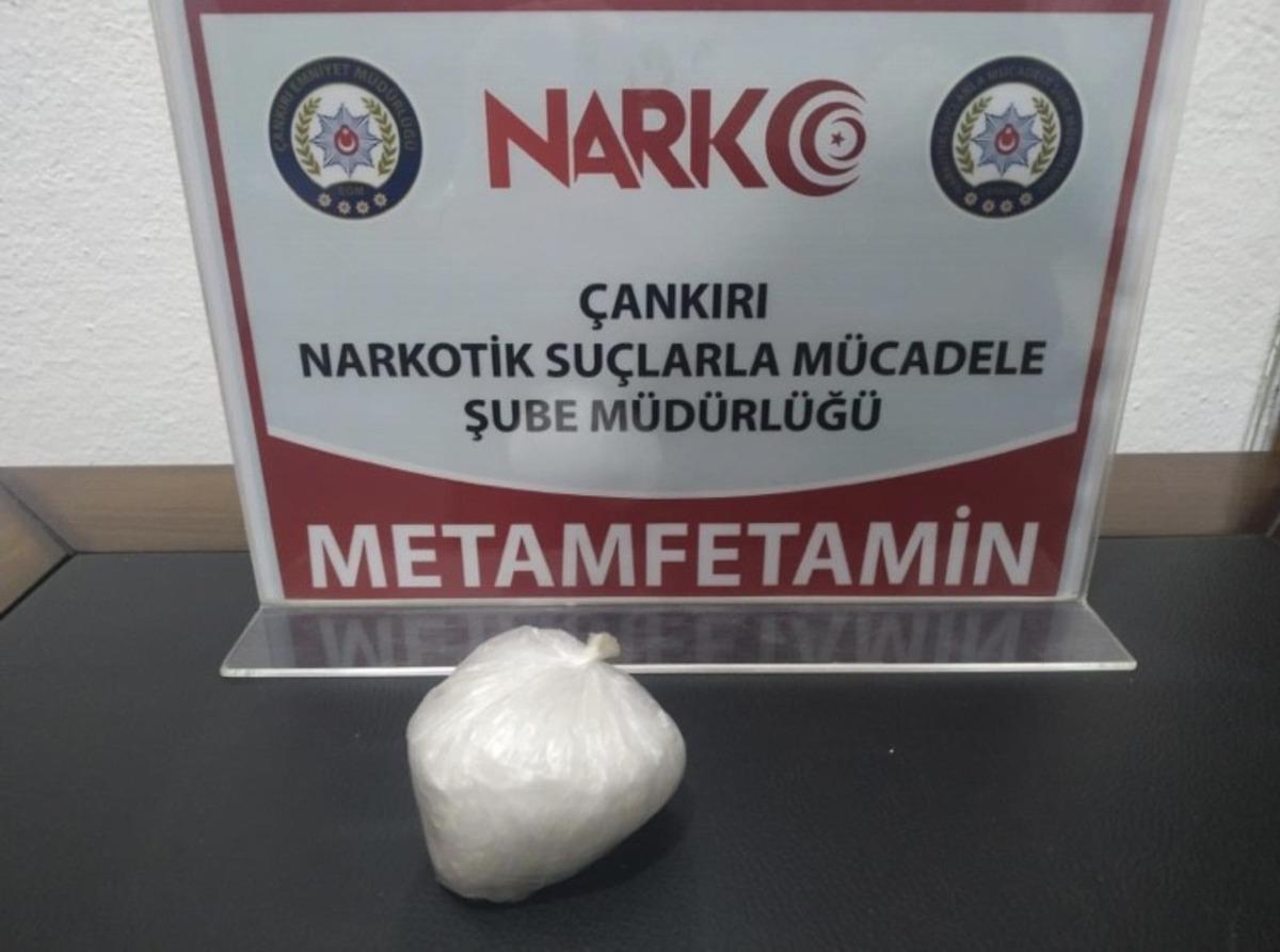 &Ccedil;ankırı&rsquo;da uyuşturucu operasyonu, 3 kişiye işlem yapıldı