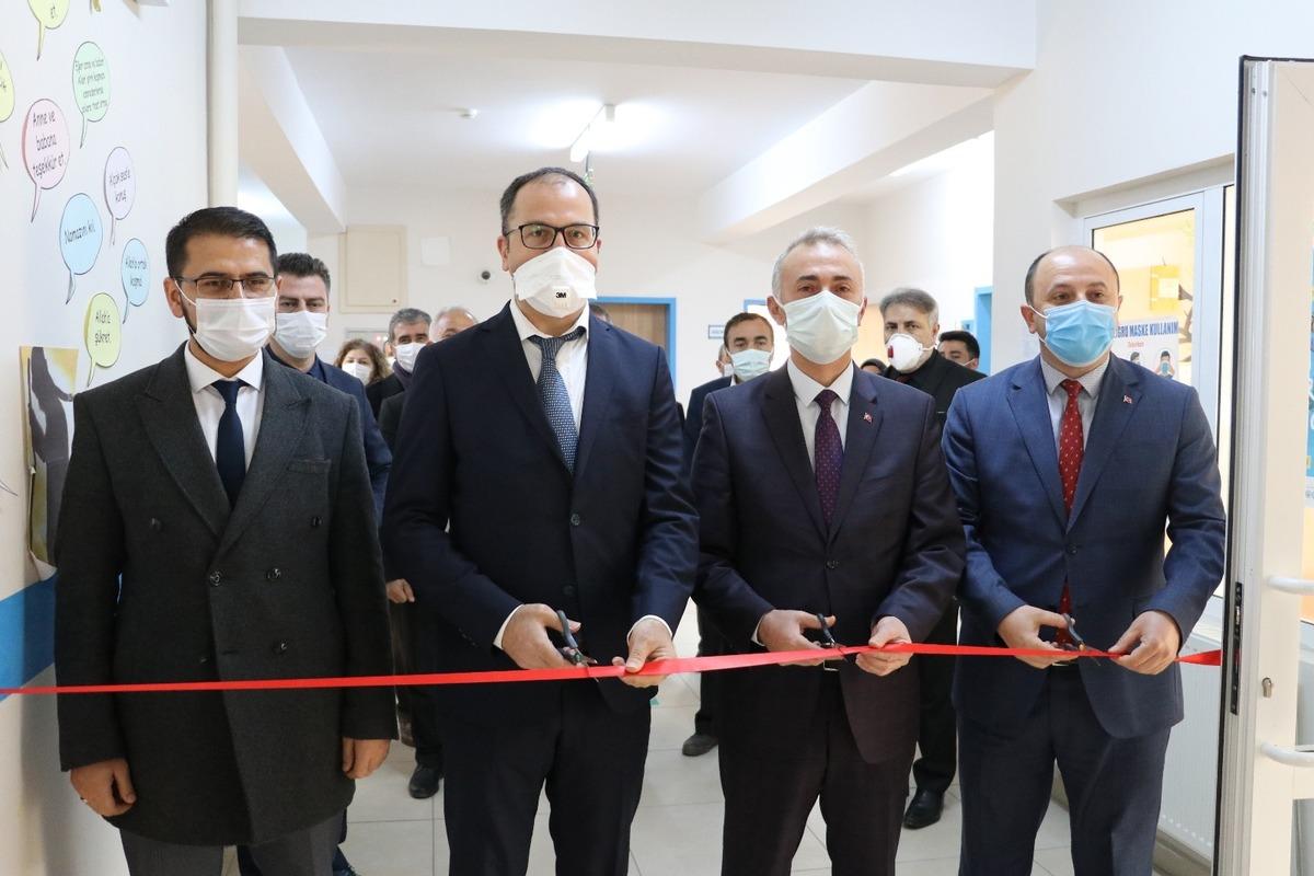 Amasya&rsquo;da k&uuml;t&uuml;phane a&ccedil;ıldı