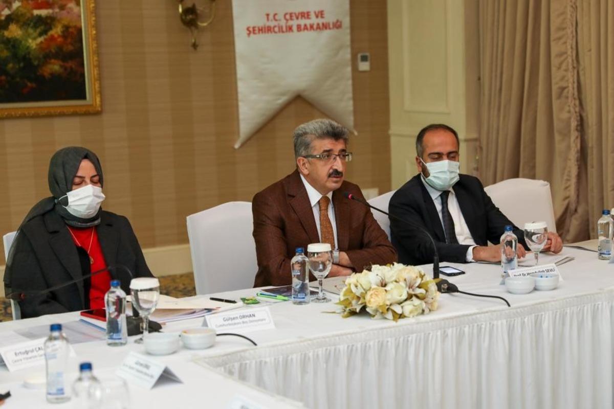 &lsquo;Van G&ouml;l&uuml;&rsquo;n&uuml;n Korunması İ&ccedil;in Eylem Planı&rsquo; değerlendirme toplantısı
