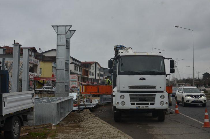 Hastane önüne üst geçit G4