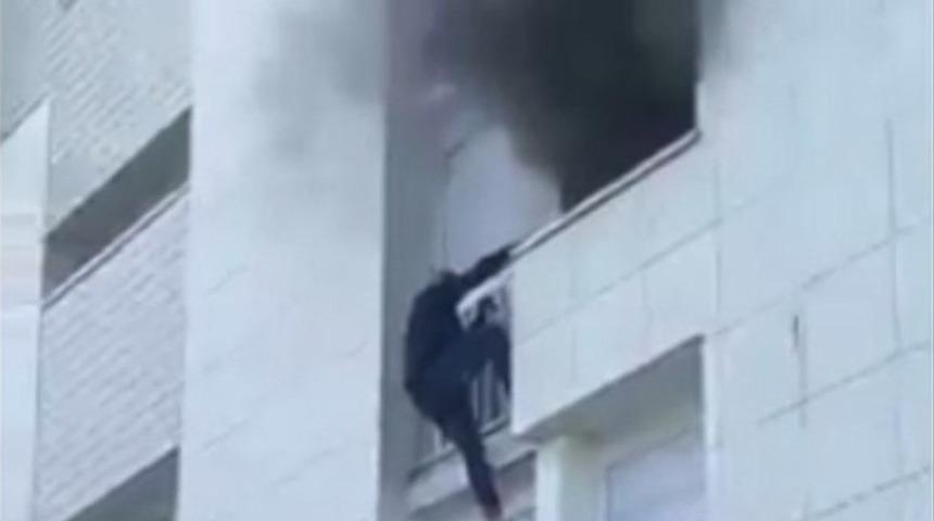 Fransa: Gen&ccedil; kahramanlar bir aileyi yanmaktan kurtardı