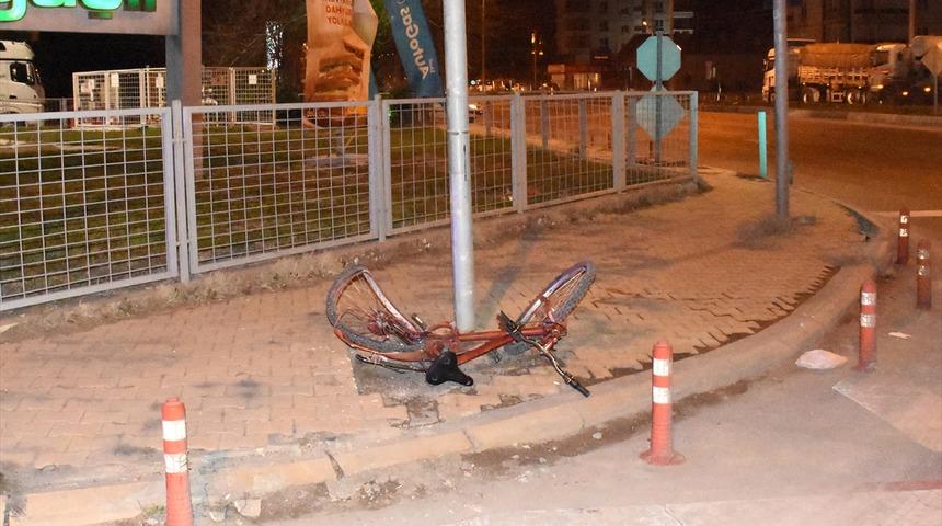 Aksaray'da kamyonun çarptığı bisikletli çocuk hayatını kaybetti