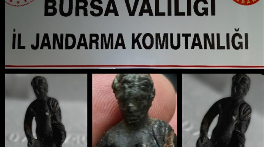 Bursa'da Roma döneminden kalma heykeli satmaya çalışan 2 şüpheli yakalandı