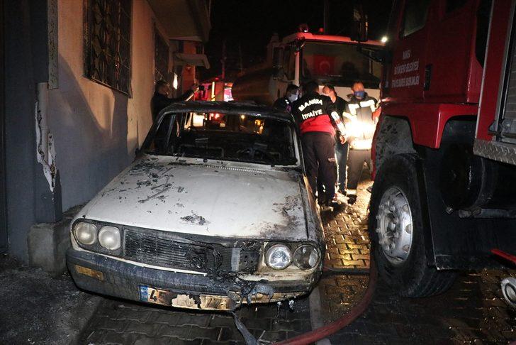 Manisa'da çıkan yangında 5 ev ile 2 otomobil kullanılmaz hale geldi G1