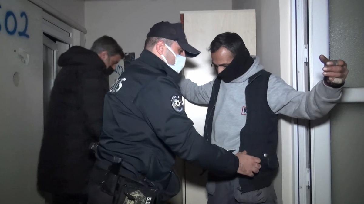 (&Ouml;zel) Bursa&rsquo;da atıl durumdaki kız yurduna giren şahıstan bı&ccedil;ak ve uyuşturucu madde &ccedil;ıktı