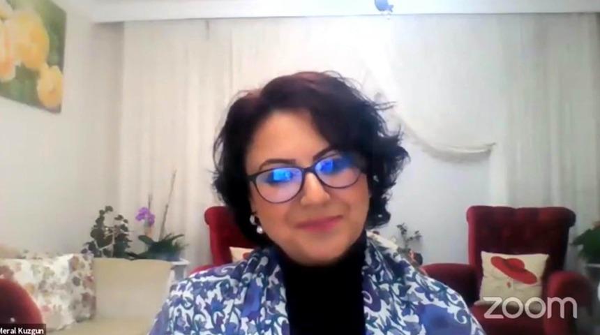 &Uuml;niversitede &ldquo;Orta &Ccedil;ağ Avrupasında Kadın&rdquo; anlatıldı