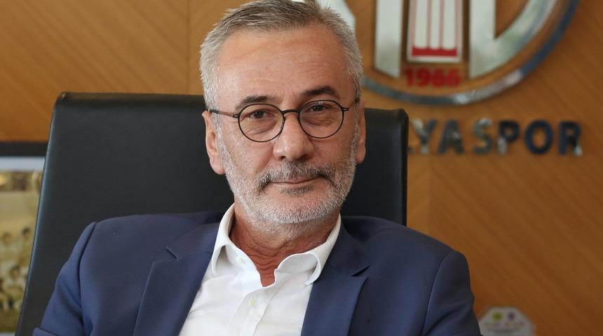 Bayrak kampanyasının startını Başkan Yılmaz verdi