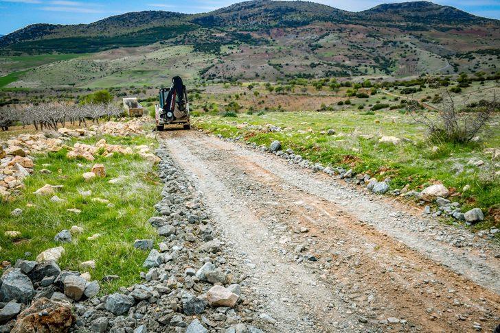 Araban’da yollara bahar bakımı G4