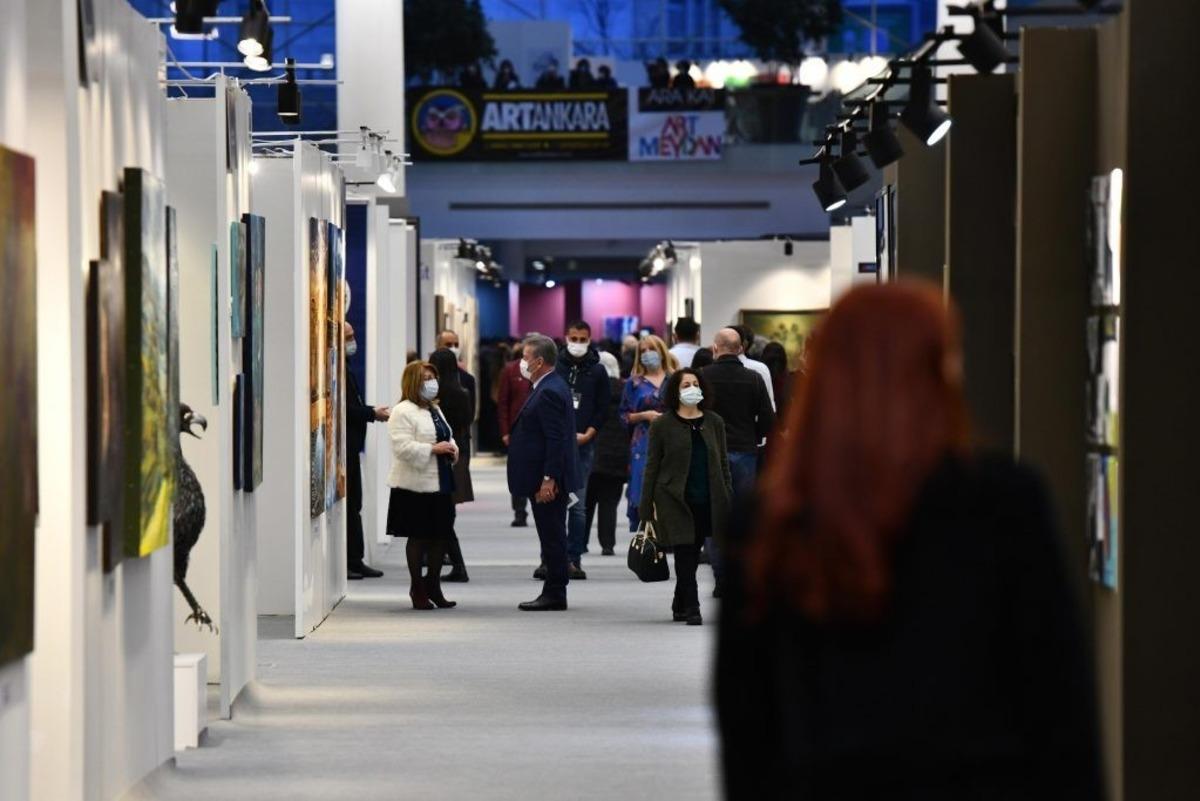 Atat&uuml;rk &Uuml;niversitesi, Artankara &Ccedil;ağdaş Sanat Fuarında yerini aldı