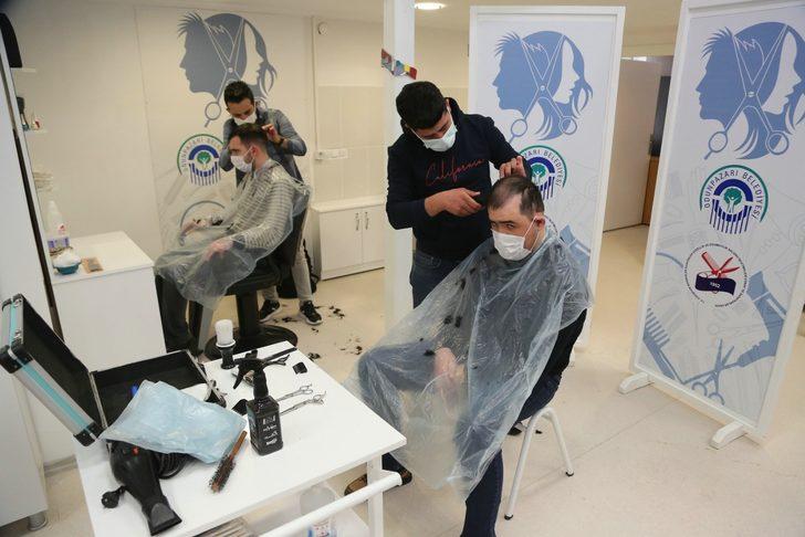 Özel gereksinimli bireylere kuaför hizmeti G2