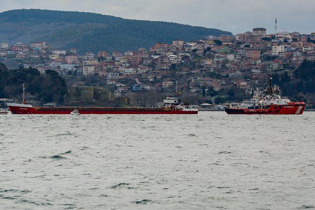 İstanbul Boğazı’nda kuru yük gemisi arıza yaptı