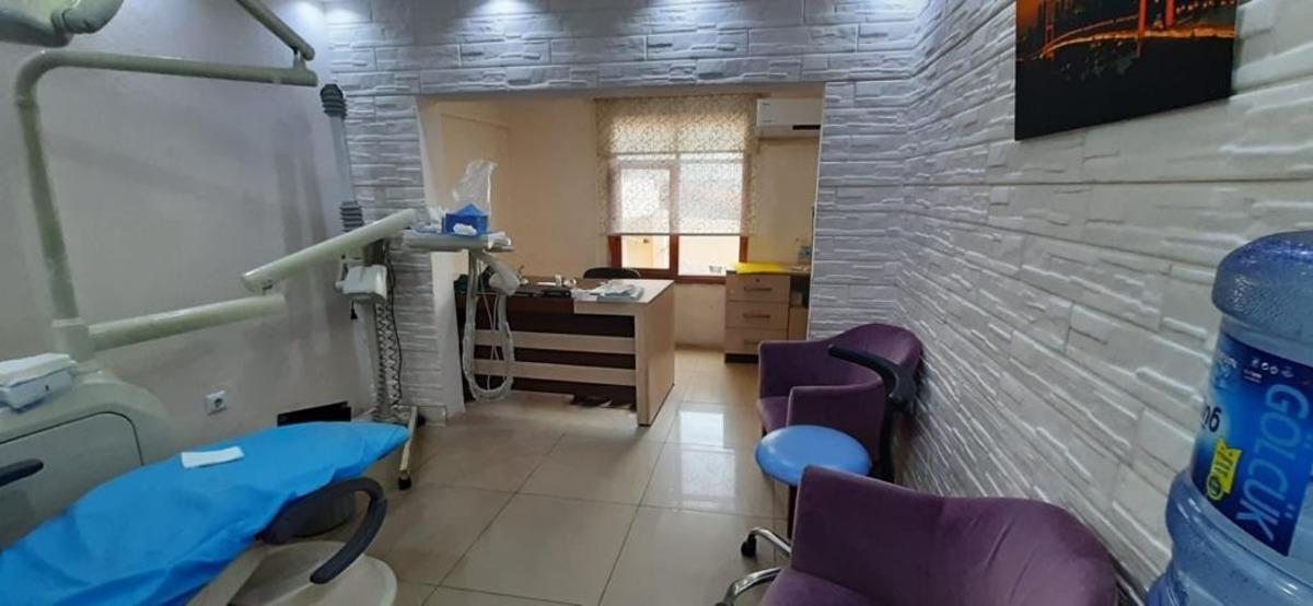 Yalova&rsquo;da ka&ccedil;ak diş kliniğine operasyon d&uuml;zenlendi, 1 kişi g&ouml;zaltına alındı