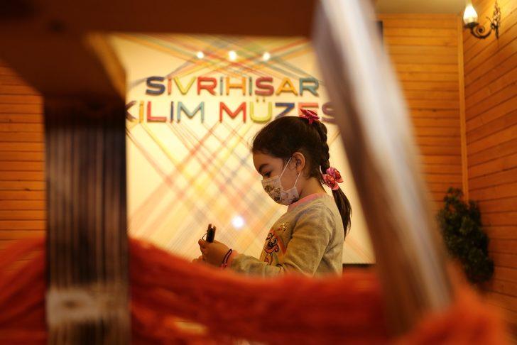 Sivrihisar Uygulamalı Kilim Müzesi yoğun ilgi görüyor G2